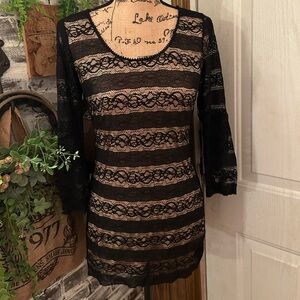 Max Studio Black Lace Overlay Nude Lining 3/4 Sleeve Top (Size M) - Mini Dress
